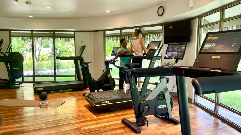 LUX* South Ari Atoll upscales guests' wellbeing experience partnering with Technogym