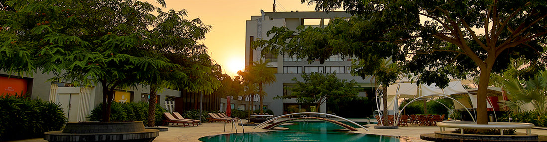 Hotel Jobs: The Emerald Club, India
